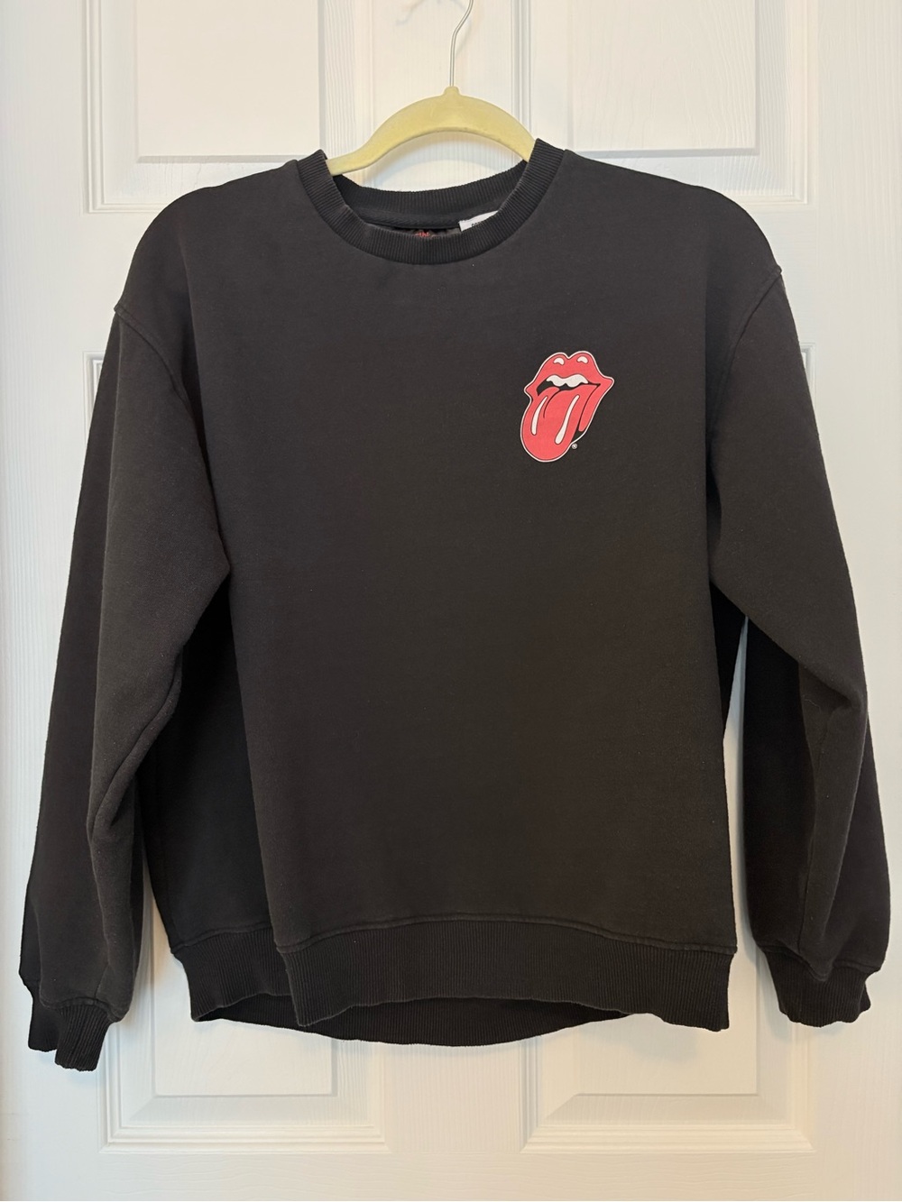 ROLLING STONES SWEATSHIRT WOMENS SMALL BLACK WORLD TOUR 81-82 PREOWNED EXC COND